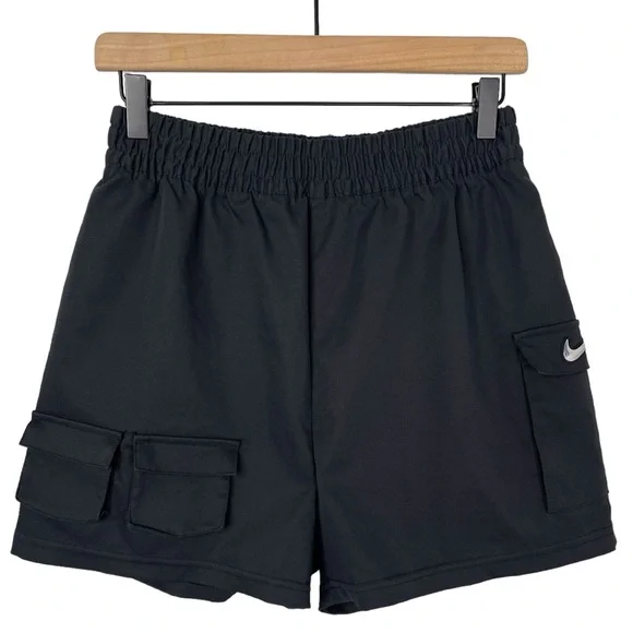 Nike Cargo Shorts Womens Medium Utility Streetwear Gorpcore Techwear Sporty - Picture 2 of 8